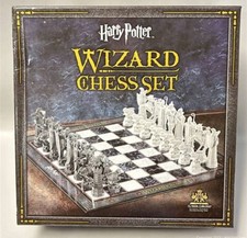 The Noble Collection Harry Potter Wizard Chess Set - NN7580