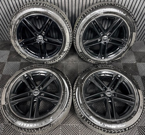Audi black s line - 19'',