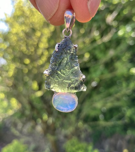Moldavite and moonstone - moldavite,