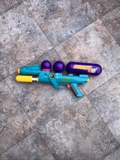 Turquoise and purple super soaker larami make good condition