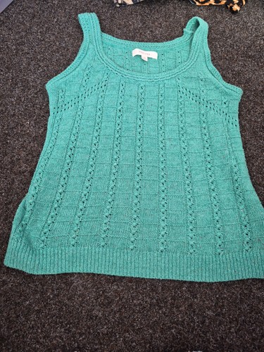 Per una sleeveless - per,