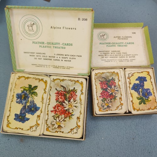 Boxes ferd piatnik playing - 2,