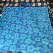 Stitch Hooded Blanket Flowers