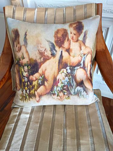 Bnwot linen cherub cushion - linen,