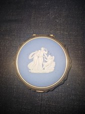 Vintage Stratton Powder