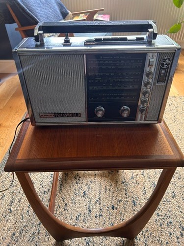 Sanyo transworld band radio - 6,