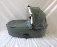 Mamas & Papas Carrycot Flip XT3 / Ocarro Grey VGC