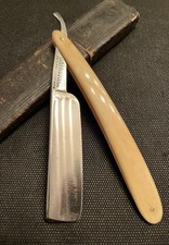 Antique Wade & Butcher Razor