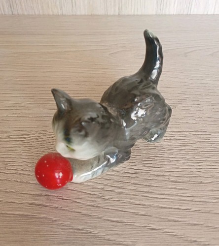 Vtg goebel germany tabby - goebel,