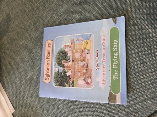 Sylvanian families paper book - families,
