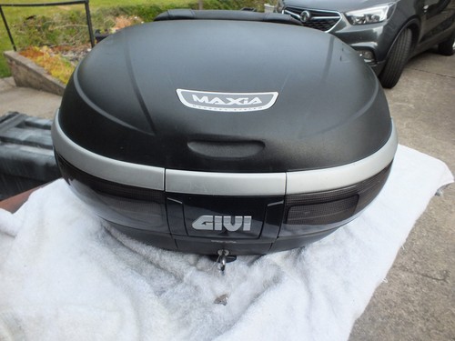 Givi e52 tech - 52, box