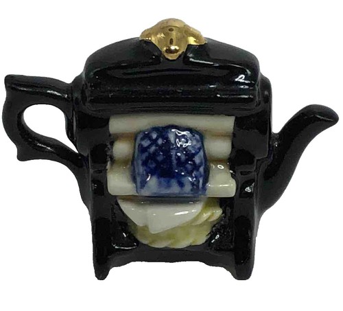 Vtg mini tea pot - mini, cardew