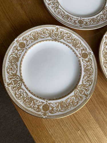 One royal worcester - worcester, park