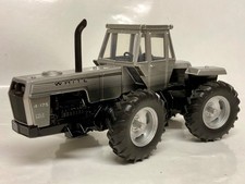 1/32 scale Ertl 16254 White