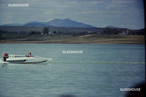 Speed boat race boulder - boat,