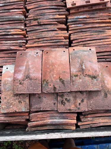 Weathered red clay kent peg - clay,