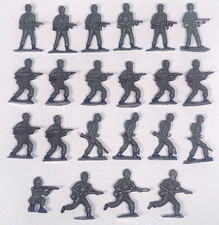 Lot 22 Vintage Cast Iron Metal