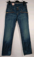Levi's Womens W26 L32 Straight
