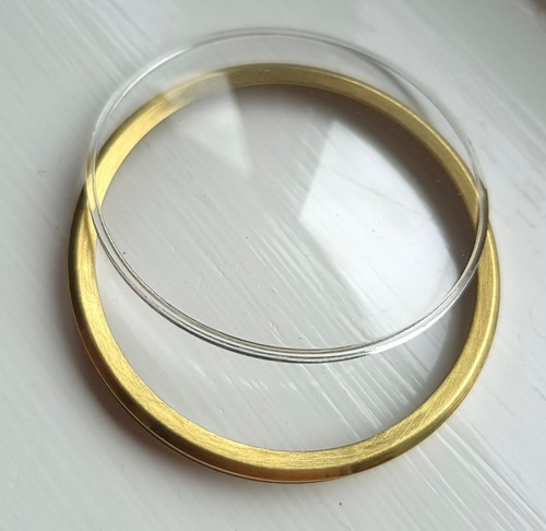Small brass clock - brass, bezel