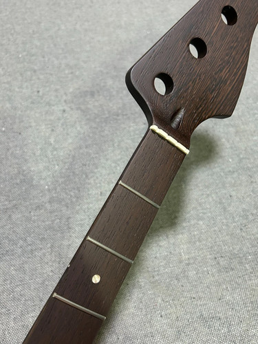 High end string wenge - end,