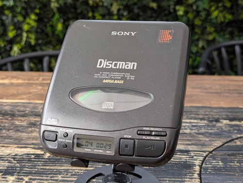 Sony discman cd player - d-33,