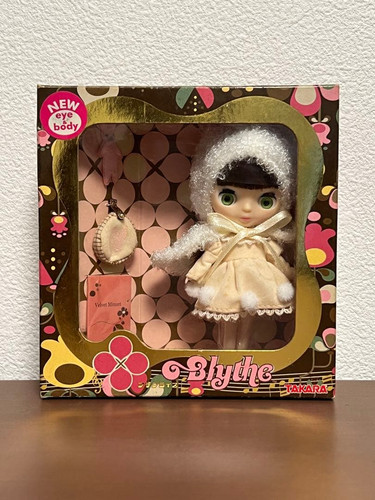 Takara petite blythe - blythe, velvet