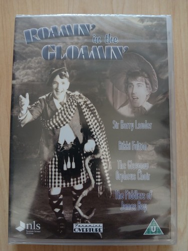 Roamin the gloamin - roamin, in
