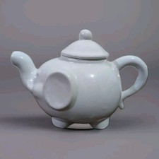White Ceramic Elephant Novelty Teapot
