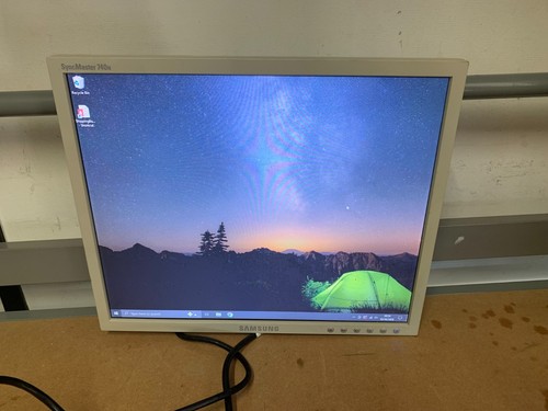 Samsung syncmaster 740n vga - samsung,
