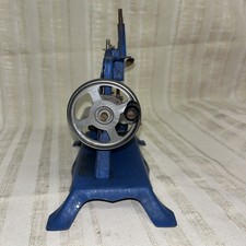 LITTLE BETTY TOY MINIATURE