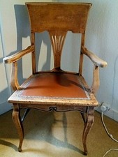 GLASGOW ARTS AND CRAFTS OAK