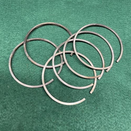 Triumph 650 piston - piston, rings