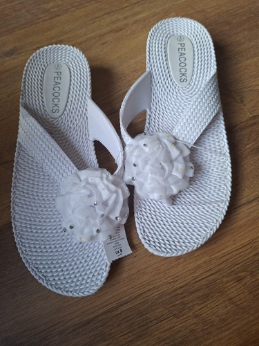 Bnwt ladies size white - size, 8