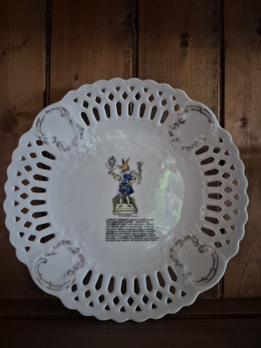 Winchester college trusty - winchester,