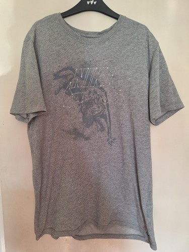Nike dri fit grey graphic - sb,