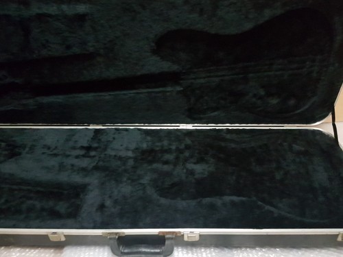 1982 fender bullet bass case - 1982,