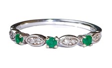 Antique Style 9ct White Gold Emerald & Diamond 3 Stone Milgrain Ring, Size M