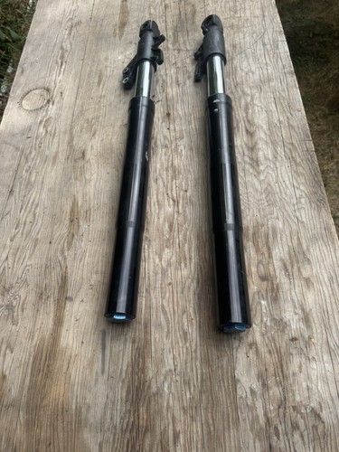 Aprilia 125 forks plastic - rs,