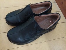 Clarks Unstructure Black