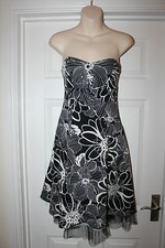 Designer Tom Wolfe Dress Size