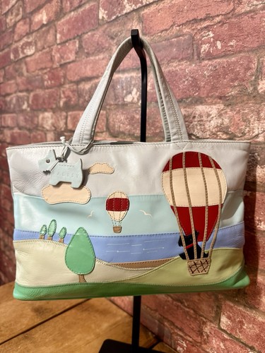Radley away signature - up,