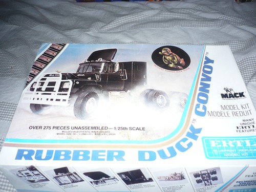 Ertl convoy 1978 model kit - convoy,