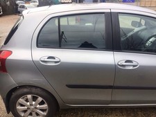 TOYOTA YARIS MK2 DRIVER'S SIDE