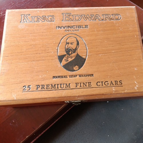 Wooden cigar box king - box,