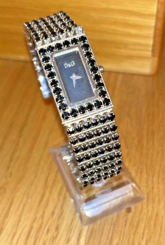Dolce gabbana time - &,