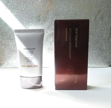 Hourglass Immaculate Liquid