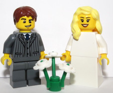 LEGO Bride Blonde Hair & Groom Grey Suit Wedding Minifigure Flowers