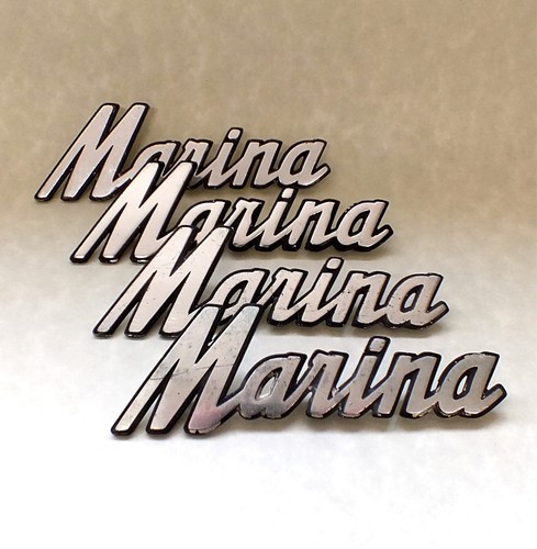 Morris marina badges - 4,