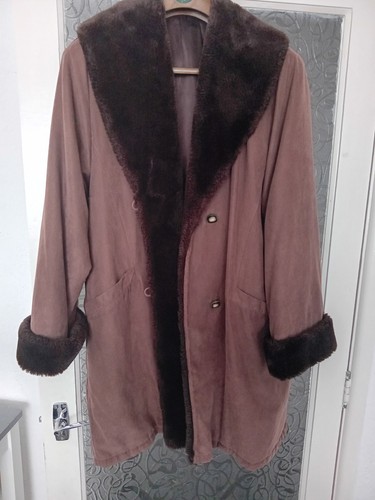 Marks spencer suede - &, (style)