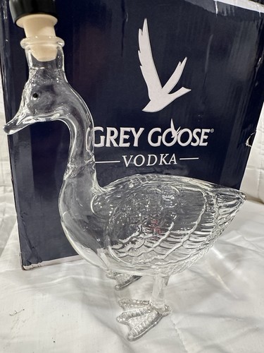 Goose whiskey glass - goose, decanter